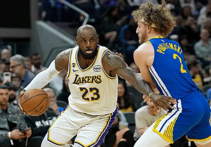 华体会官网-詹姆斯你太狠了！乔丹尘封了20年的纪录，就这样被你打破了|湖人|金州勇士队|洛杉矶湖人队|迈克尔·乔丹|篮板_新浪体育_新浪新闻